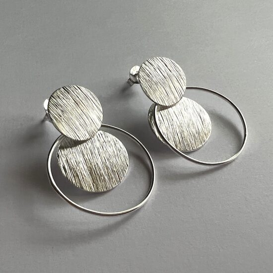Frosted Silver Earrings Circulos